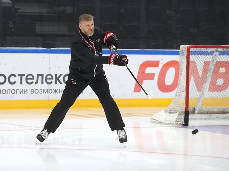 Раскатка «Авангарда» перед выездным матчем с московским «Динамо»