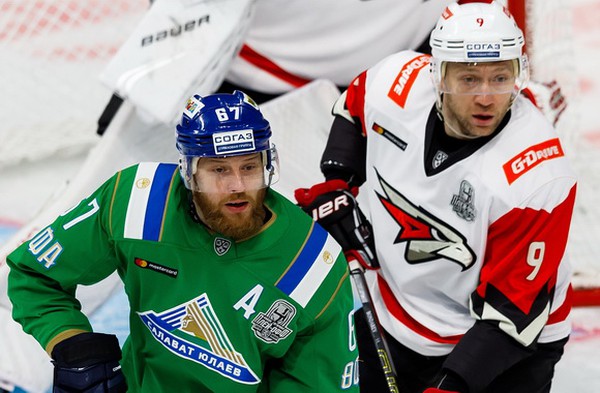 Алексей Бондарев сыграл 100-й матч в плей-офф в чемпионатах России