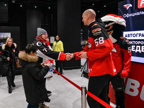 «Авангард» - «Салават Юлаев» 3:2 Б. Вокруг матча