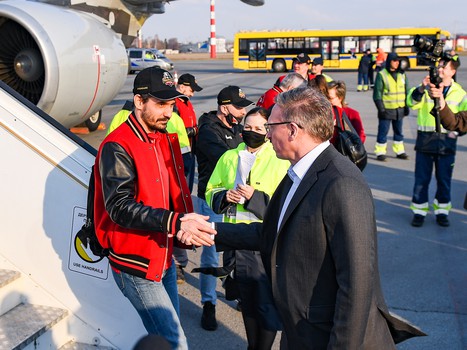 «Авангард» привёз Кубок Гагарина в Омск!