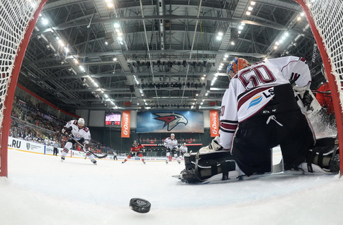 Урок концентрации. Рига дала бой в третьем периоде, но «Авангард» не позволил себя догнать