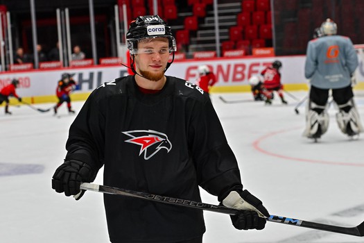 Тренировка воспитанников Хоккейной Академии «Авангард» 2019 года рождения на G-Drive Арене