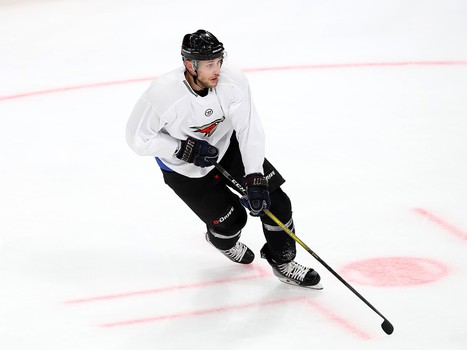 «Белые» vs «красные»: тренировочный матч