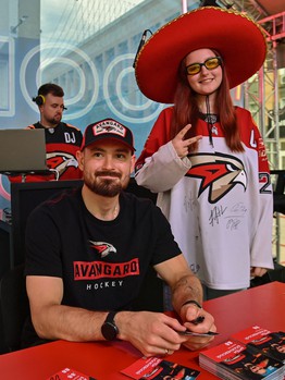 Артём Блажиевский на вечеринке Буэнос Летос