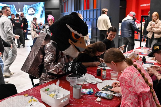 «Авангард» - «Нефтехимик» 4:2. Вокруг матча