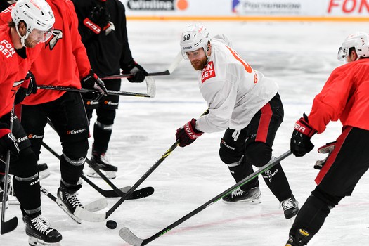 Раскатка «Авангарда» перед матчем в Казани