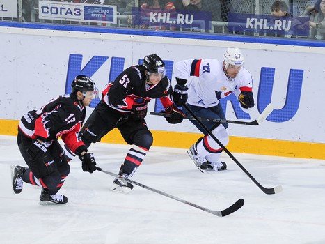 05.12.2015. "Авангард" - "Слован" 5:3