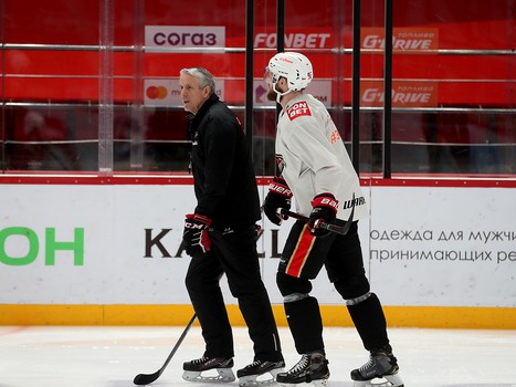 Тренировка «Авангарда» во время паузы в чемпионате