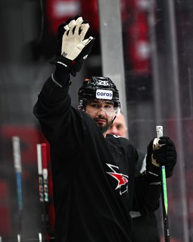 Тренировка «Авангарда» перед первым матчем серии с «Нефтехимиком»