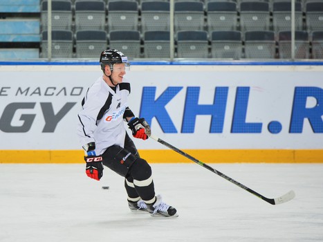 Тренировка "Авангарда" перед матчем с "Югрой"