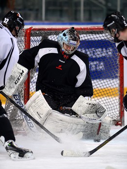 Двусторонний матч - просмотр молодежи