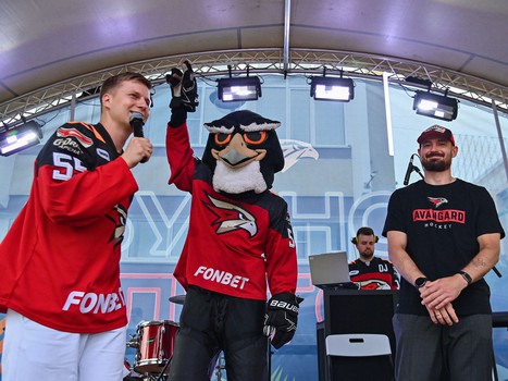 Артём Блажиевский на вечеринке Буэнос Летос