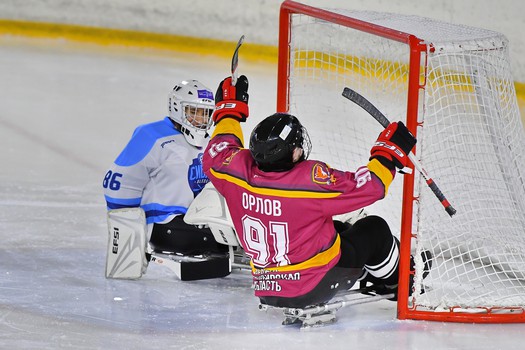 Турнир по следж-хоккею в Омске, день 1