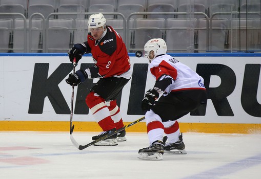 Ветераны «Авангарда» - сборная «Газпром нефти» 11:4