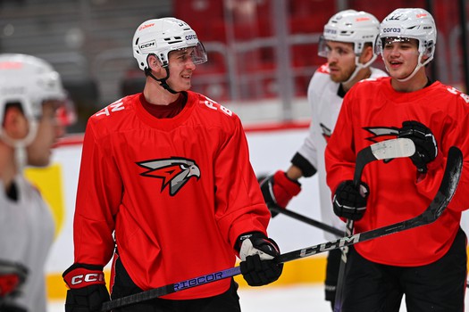 Раскатка «Авангарда» перед матчем в Челябинске