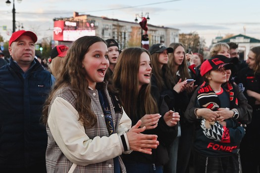Фан-зона «Авангарда» на Пешеходном Любинском