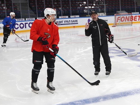 Тренировка «Авангарда» перед четвёртым матчем серии с «Металлургом»