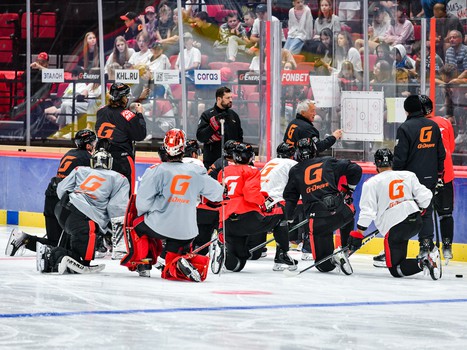 Открытая тренировка «Авангарда»