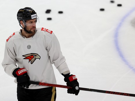 Тренировка «Авангарда» перед матчем с «Нефтехимиком»