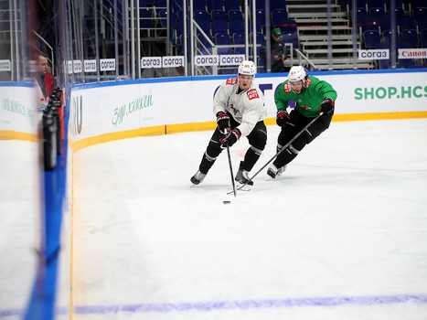 Тренировка «Авангарда» перед матчем в Уфе