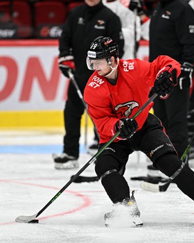 Раскатка «Авангарда» перед первым матчем серии с «Сибирью»