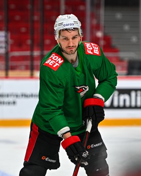 Раскатка «Авангарда» перед матчем в Челябинске