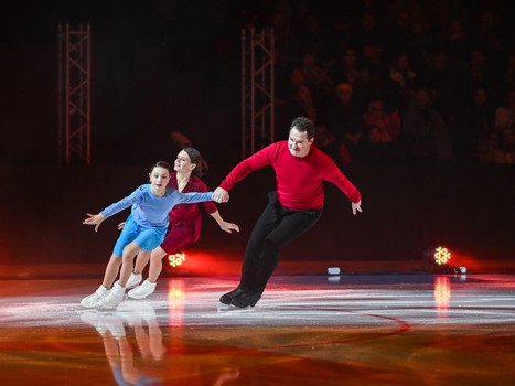 Ледовое шоу Ильи Авербуха «Чемпионы»