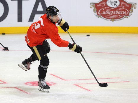 Тренировка «Авангарда» перед матчем с «Ак Барсом» в Дубае