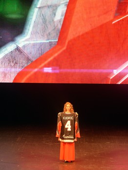 Презентация игроков и тренеров хоккейной команды "Авангард" перед сезоном КХЛ-2014/15