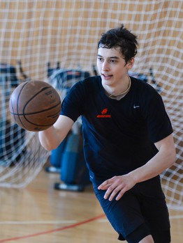 "Авангард" продолжает учебно-тренировочный сбор