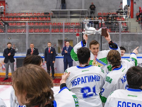 Заключительный день финала Первенства ЮХЛ в Омске