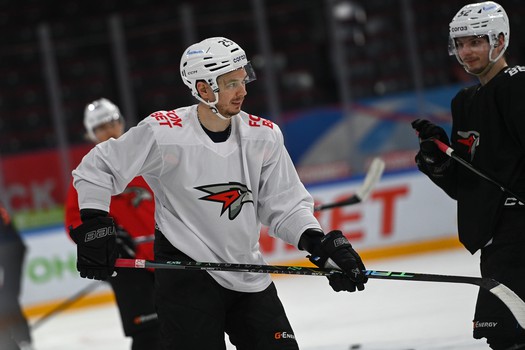 Тренировка «Авангарда» перед матчем в Магнитогорске