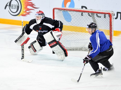 Раскатка "Авангарда" перед домашним матчем с "Северсталью"