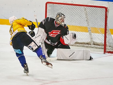 Товарищеский матч. "Авангард" - "РоКи" 3:1