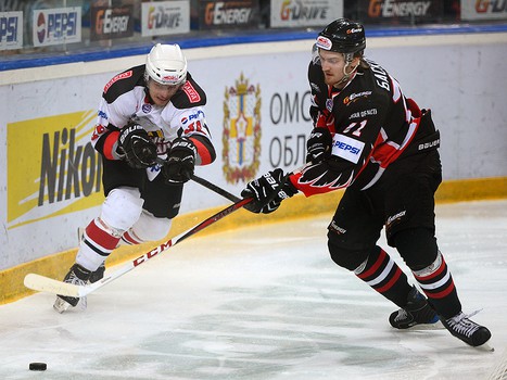 1/4 финала плей-офф МХЛ. Матч №4. "Омские Ястребы" - "Белые Медведи" 1:2