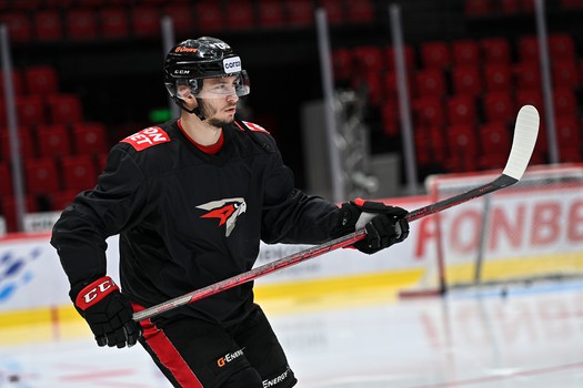 Тренировка «Авангарда» перед матчем с «Трактором»