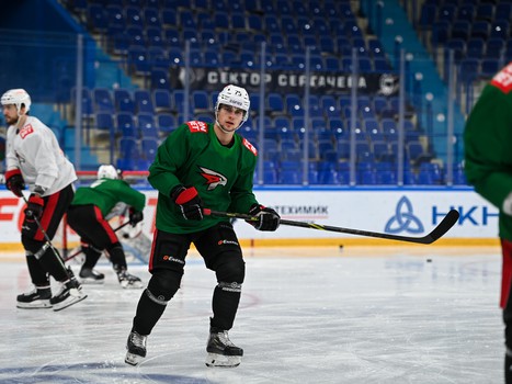 Тренировка «Авангарда» перед матчем в Нижнекамске