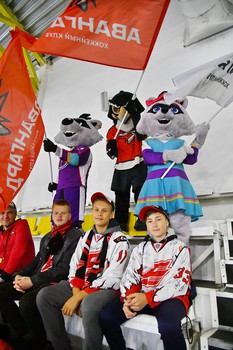 Турнир по следж-хоккею в Омске, день 1