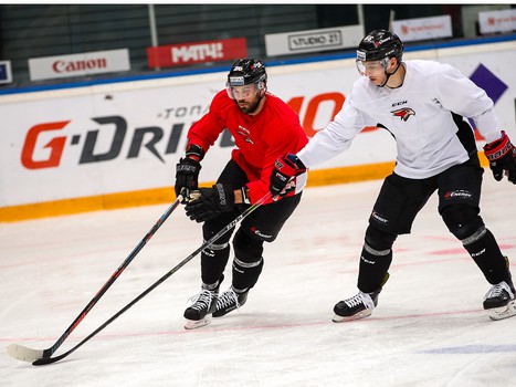 Раскатка «Авангарда» перед матчем с «Магниткой»