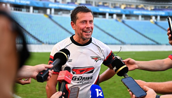 КРЫЛОВ ПРО G-DRIVE АРЕНУ, НОВЫЙ СЕЗОН «АВАНГАРДА», FAN ID И БУКМЕКЕРОВ | Футбол на стадионе «Фишт» (ВИДЕО)