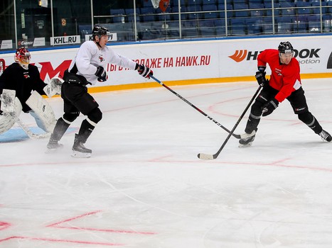 Открытая тренировка «Авангарда» для СМИ