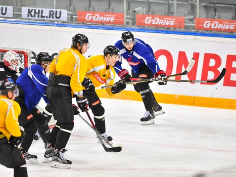 Раскатка "Авангарда" перед матчем с "Куньлунь Ред Стар"