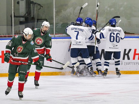 Третий игровой день финала Первенства ЮХЛ в Омске