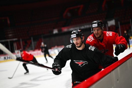 Тренировка «Авангарда» перед первым матчем серии с ЦСКА