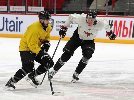 Открытая тренировка «Авангарда» для прессы и болельщиков