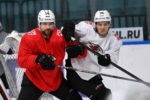 Тренировка «Авангарда» перед матчем в Санкт-Петербурге