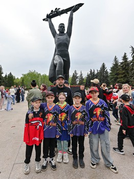 Возложение цветов в Парке Победы