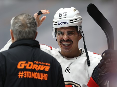 Раскатка «Авангарда» перед матчем в Хабаровске