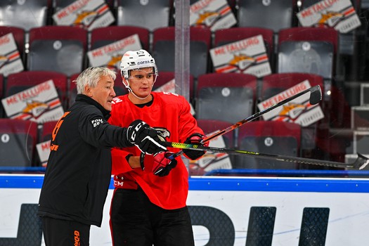 Раскатка «Авангарда» перед матчем в Магнитогорске