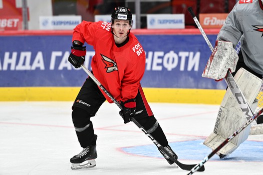 Двусторонка «Авангарда»